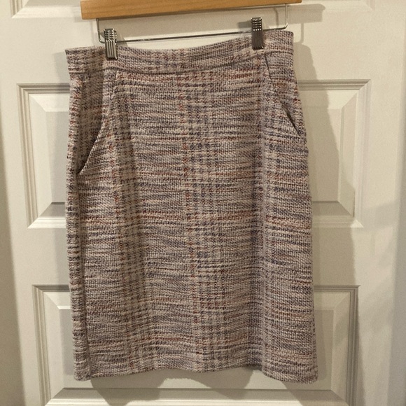 Banana Republic Dresses & Skirts - Banana Republic Tweed Skirt